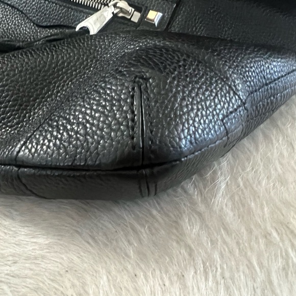 Leather Hobo Tote in amazing condition. - Picture 7 of 16